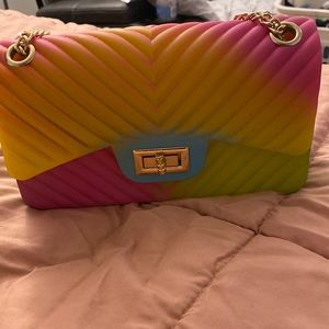 Super super cute purse 😍😍